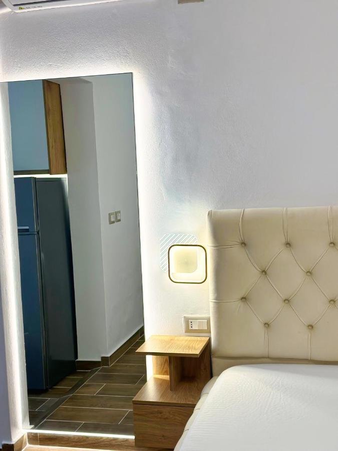 K&T Boulevard Studio Saranda Exterior foto